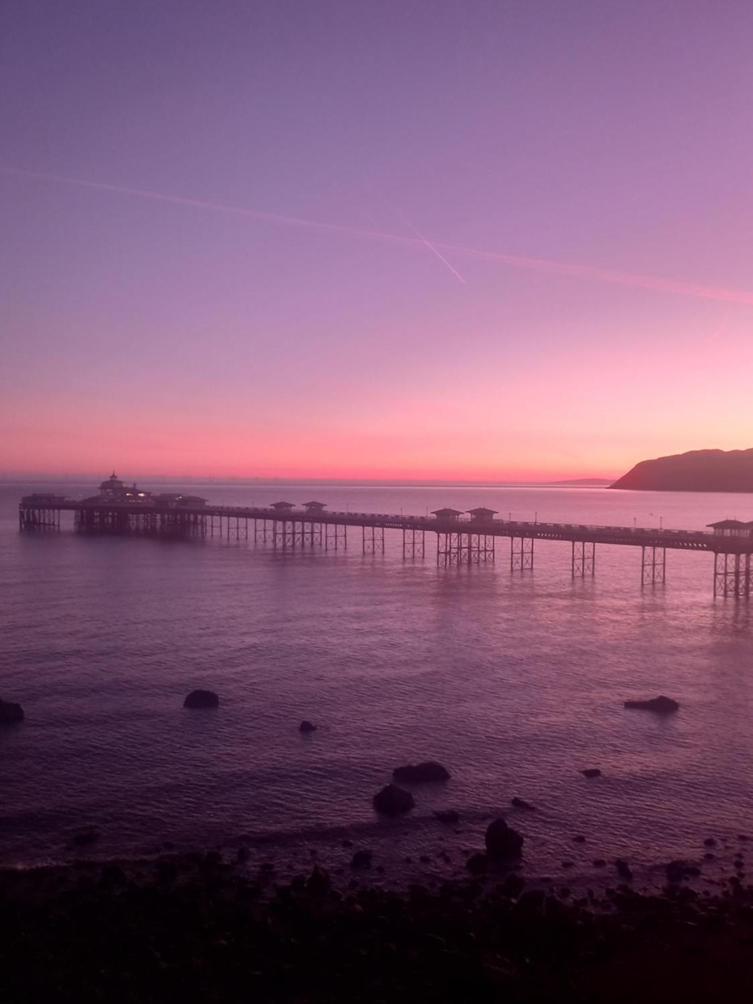 Glan Y Mor Hotel (Adults Only) Llandudno Luaran gambar